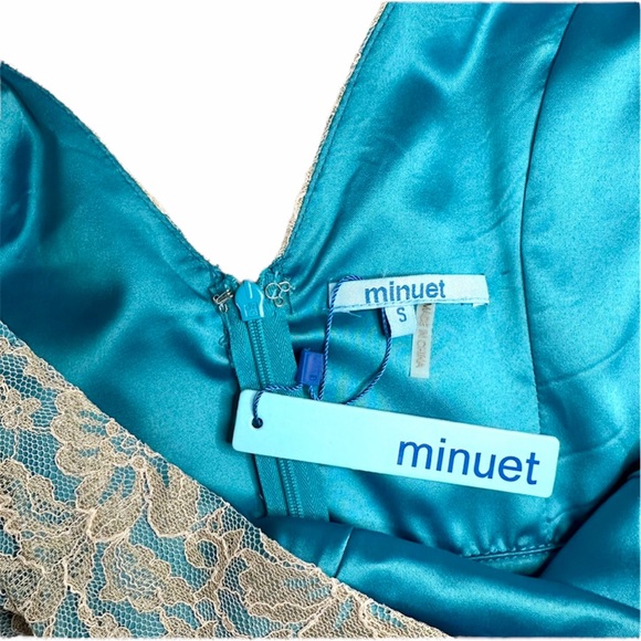 Modcloth Minuet NWT Sleeveless Fit & Flare Mini Dress Gold Lace Blue Satin Sz S - Picture 8 of 14